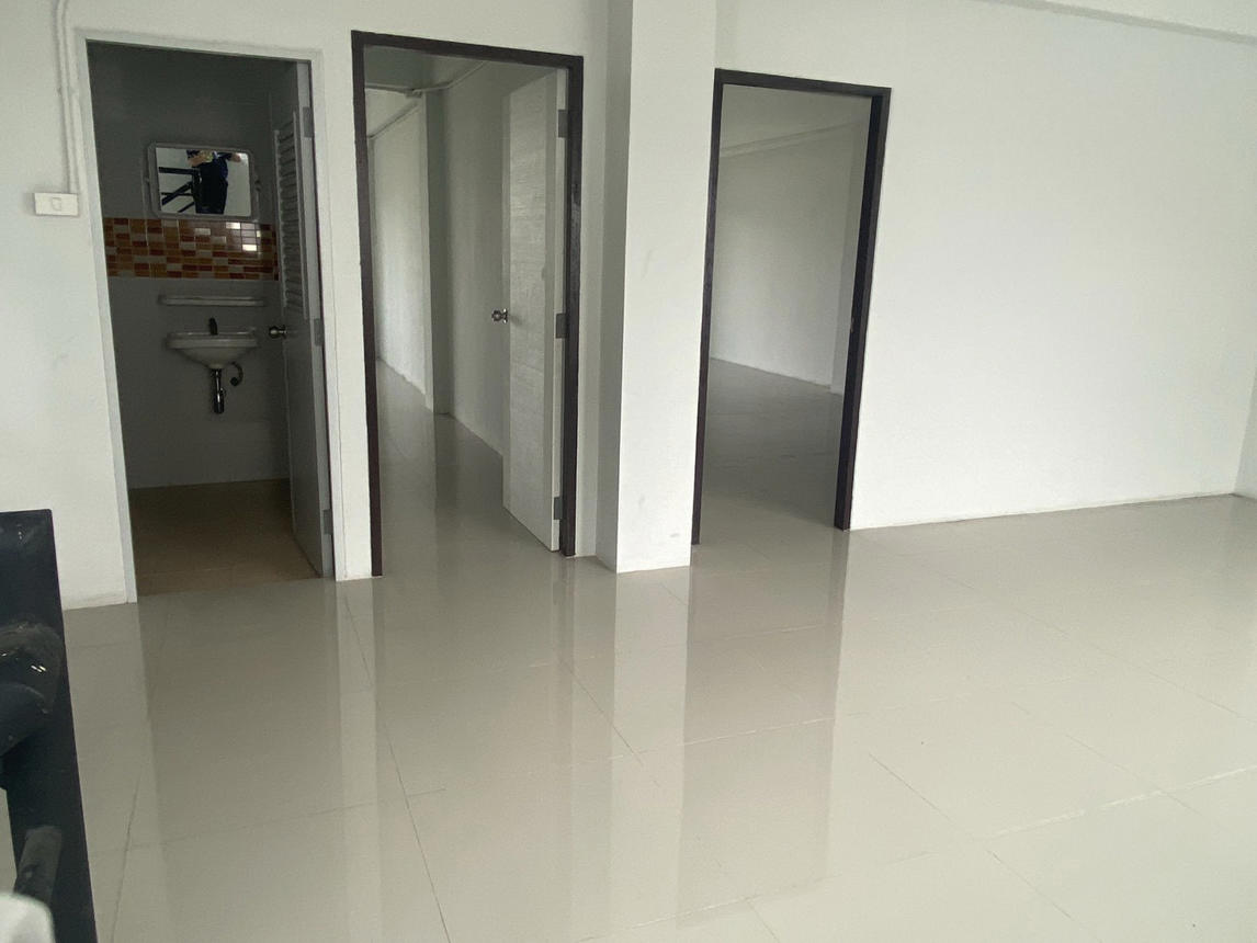 ทาวน์เฮ้าส์ นอกโครงการสมุทรสาคร สมุทรสาคร กระทุ่มแบน ท่าไม้ 6480000