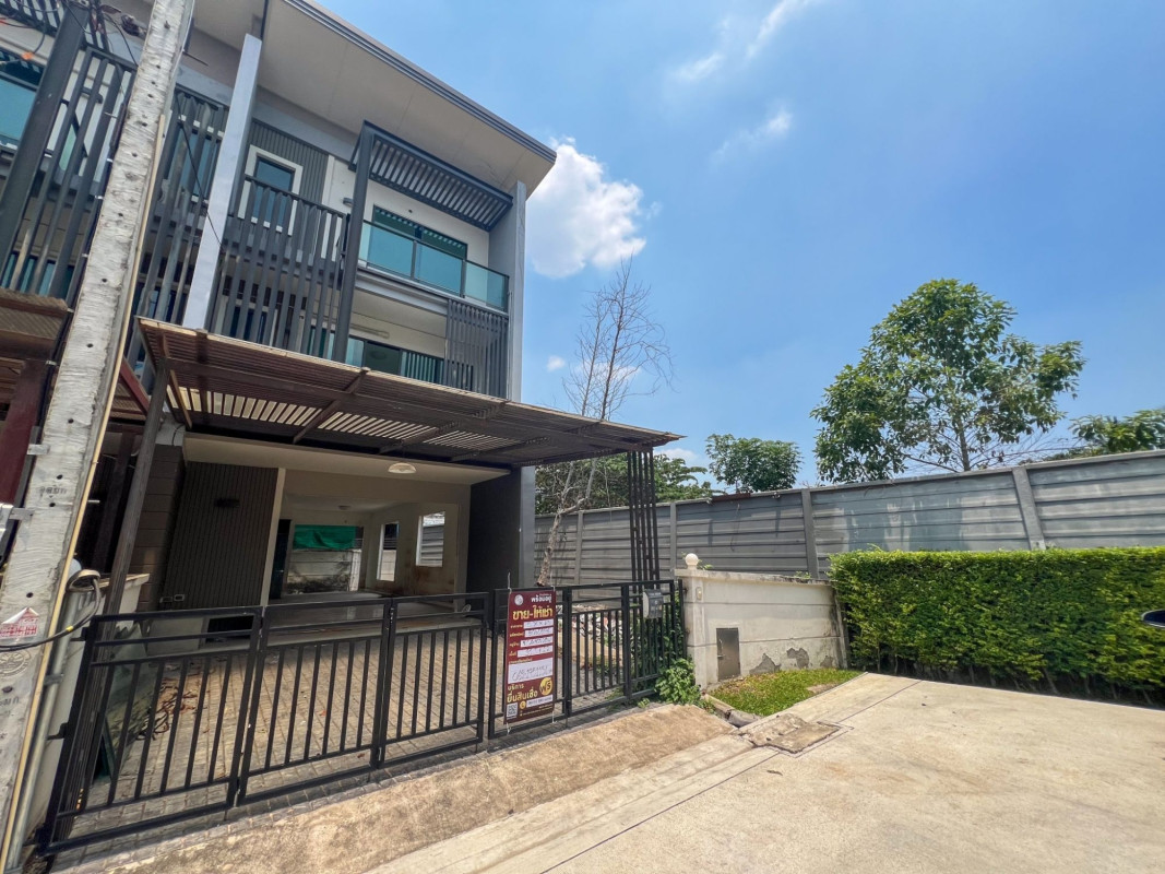 ทาวน์เฮ้าส์ ทาวน์อเวนิว เมิร์จ รัตนาธิเบศร์ นนทบุรี บางบัวทอง บางรักใหญ่ 5000000