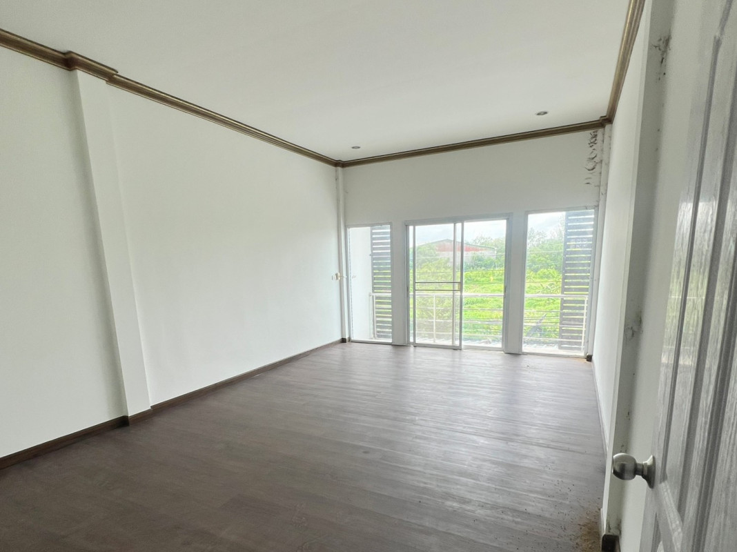 อาคารพาณิชย์ นอกโครงการอุดรธานี อุดรธานี เมืองอุดรธานี บ้านจั่น 2000000