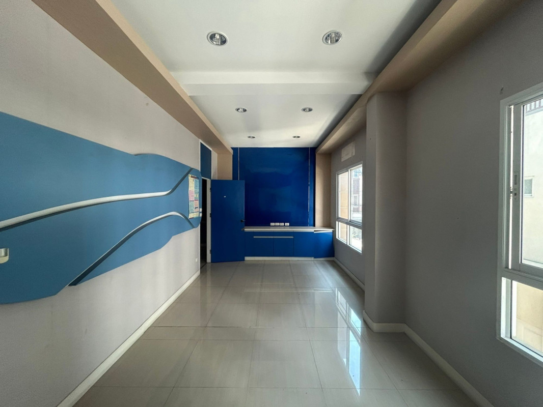 อาคารพาณิชย์ พรีเมี่ยม เพลส (เอกมัย-รามอินทรา 2) กรุงเทพมหานคร ลาดพร้าว ลาดพร้าว 10800000