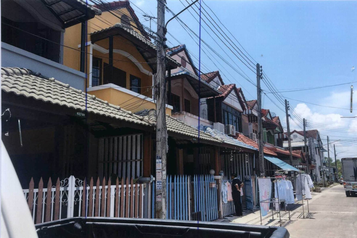 ทาวน์เฮ้าส์ สุราษฎร์ธานี เมืองสุราษฎร์ธานี มะขามเตี้ย 1551000