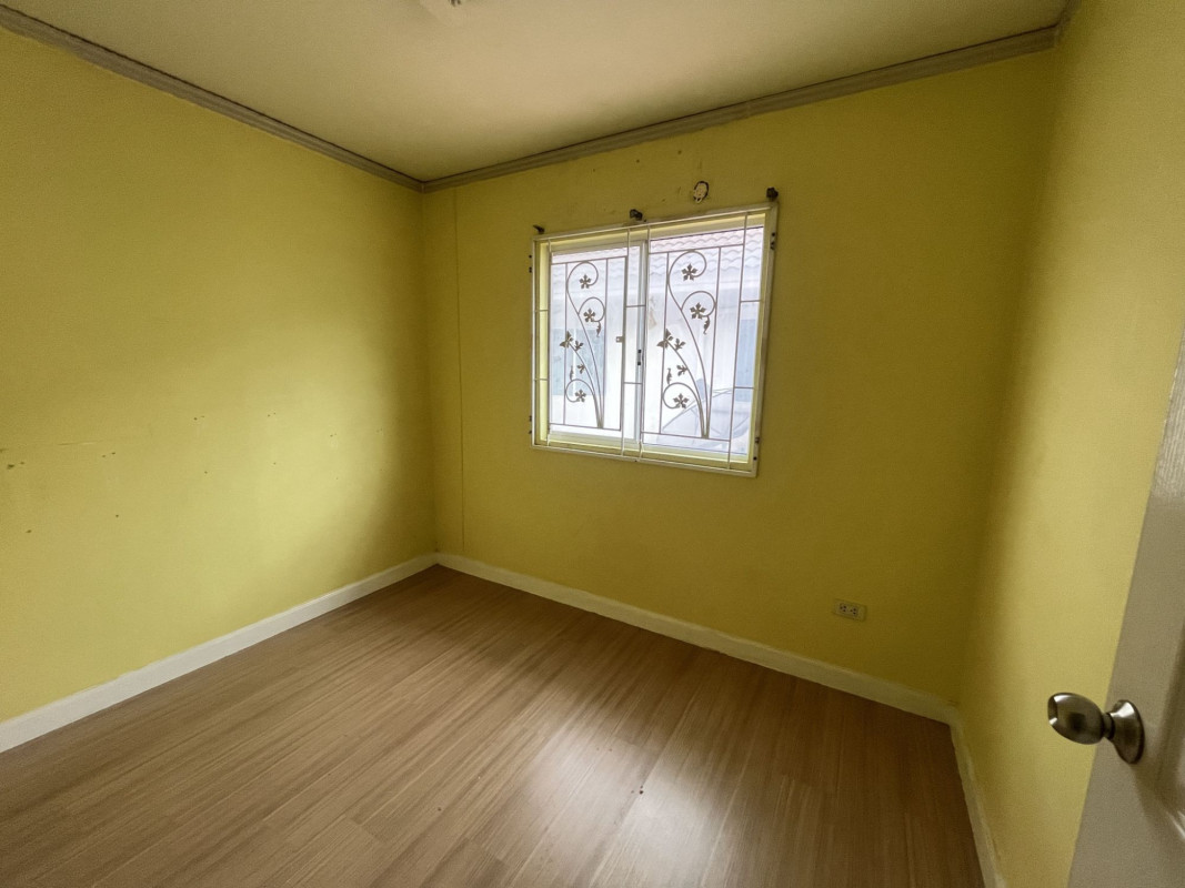 ทาวน์เฮ้าส์ บ้านพฤกษาวิลล์ 36 สรงประภา-ดอนเมือง ปทุมธานี เมืองปทุมธานี หลักหก 2205000