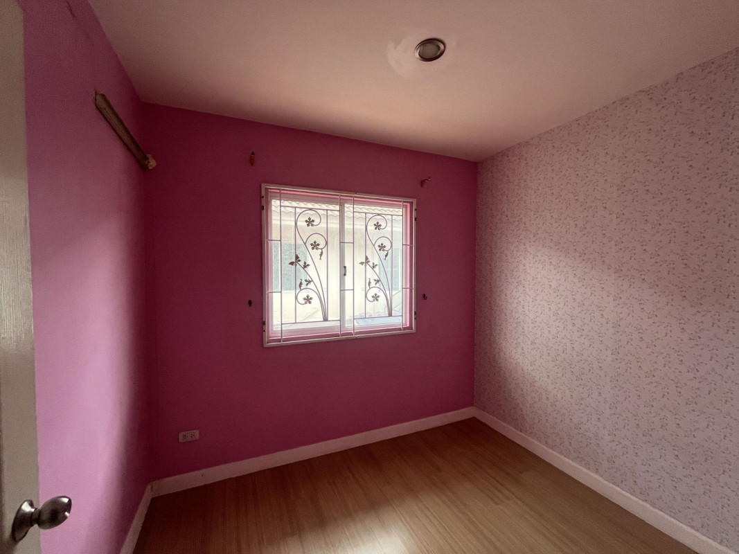 ทาวน์เฮ้าส์ บ้านพฤกษาวิลล์ 36 สรงประภา-ดอนเมือง ปทุมธานี เมืองปทุมธานี หลักหก 2205000