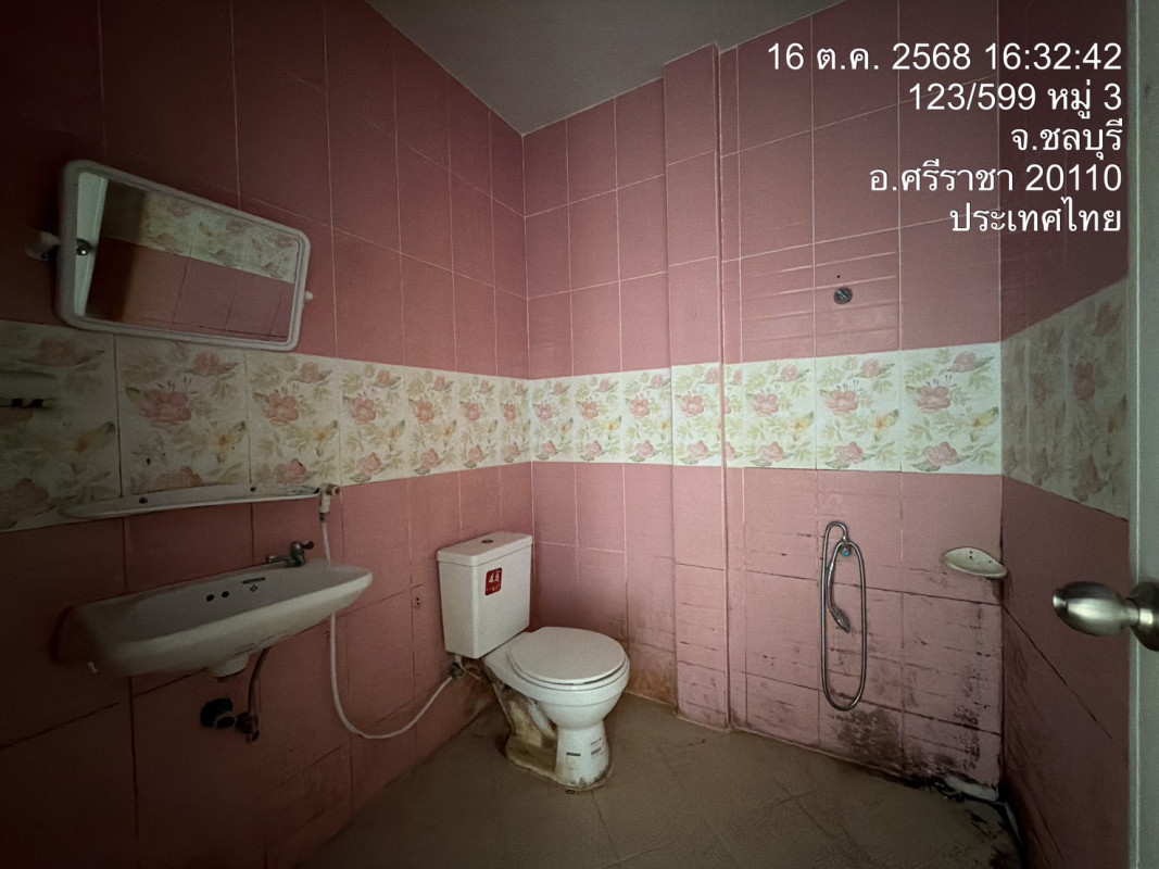 อาคารพาณิชย์ หมู่บ้านปรีชาแลนด์ ชลบุรี ศรีราชา บ่อวิน 3050000