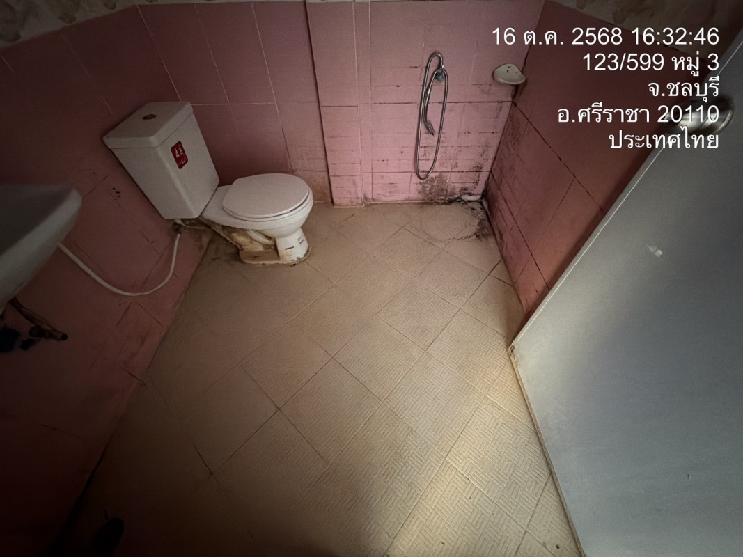 อาคารพาณิชย์ หมู่บ้านปรีชาแลนด์ ชลบุรี ศรีราชา บ่อวิน 3050000