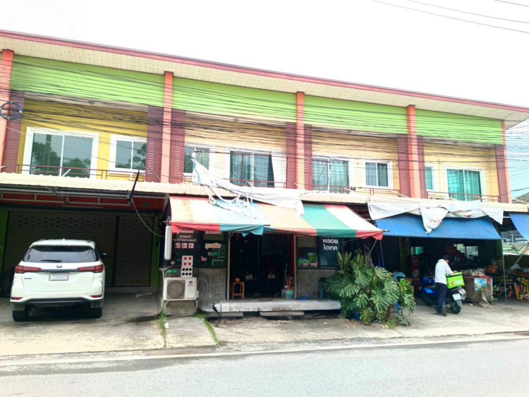 อาคารพาณิชย์ หมู่บ้านปรีชาแลนด์ ชลบุรี ศรีราชา บ่อวิน 3050000