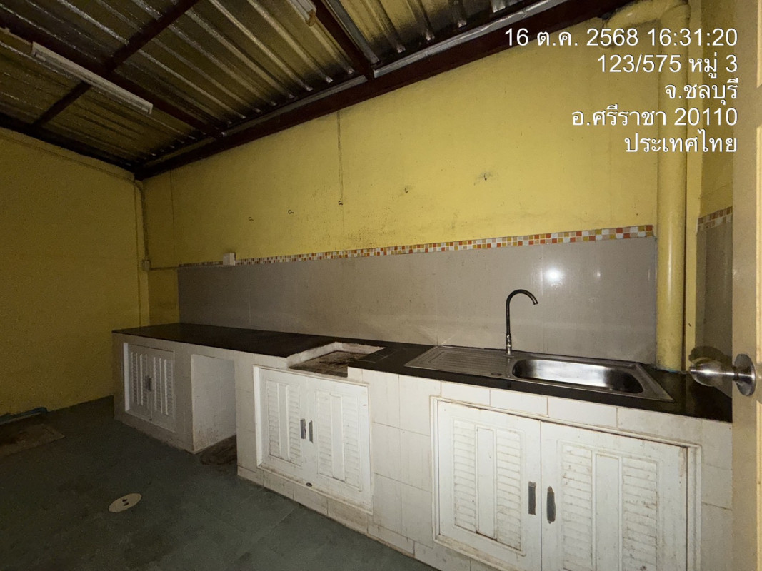 อาคารพาณิชย์ หมู่บ้านปรีชาแลนด์ ชลบุรี ศรีราชา บ่อวิน 3050000