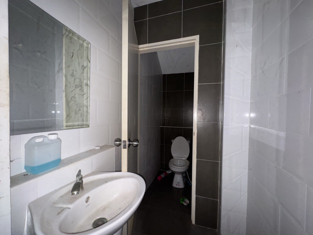 ทาวน์เฮ้าส์ นอกโครงการชลบุรี ชลบุรี ศรีราชา บ่อวิน 2100000