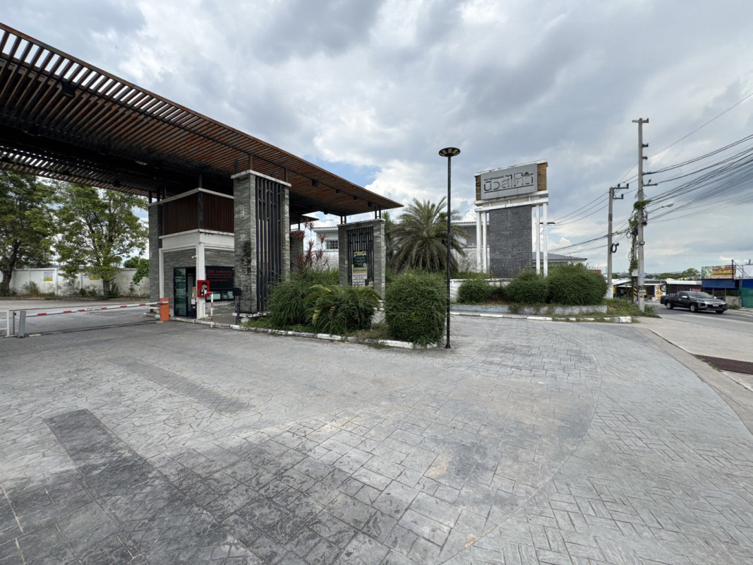 ทาวน์เฮ้าส์ นอกโครงการชลบุรี ชลบุรี ศรีราชา บ่อวิน 2100000