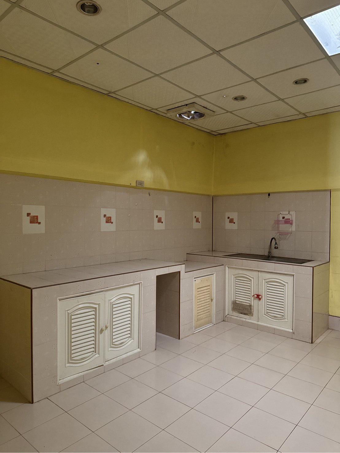 ทาวน์เฮ้าส์ นอกโครงการชลบุรี ชลบุรี เมืองชลบุรี นาป่า 1650000