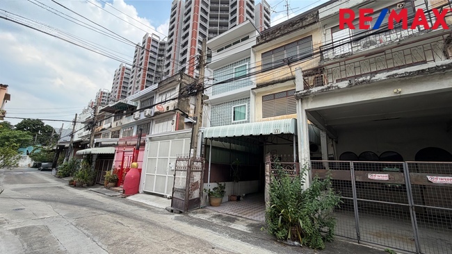 อาคารพาณิชย์ กรุงเทพมหานคร ยานนาวา ช่องนนทรี 5300000