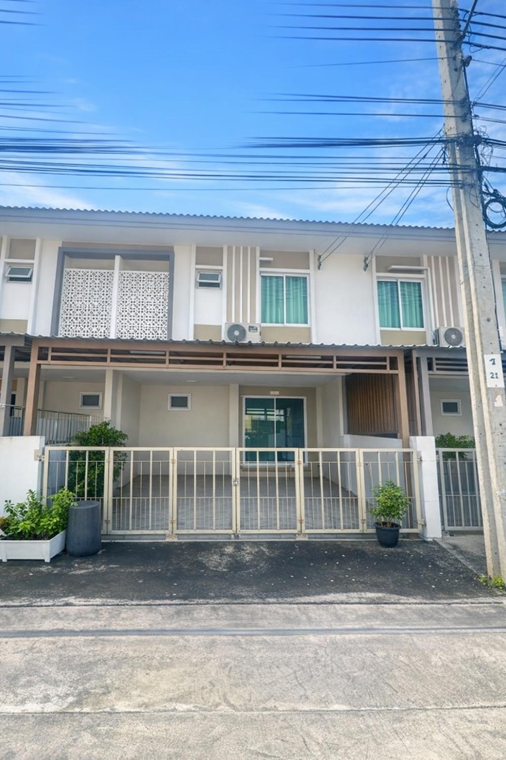 ทาวน์เฮ้าส์ ไอลีฟ ทาวน์ 2 สมุทรปราการ พระสมุทรเจดีย์ บ้านคลองสวน 2000000