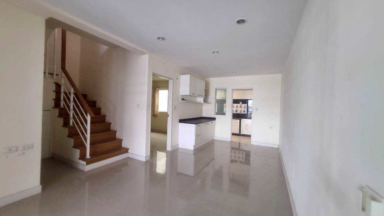 ทาวน์เฮ้าส์ ไอลีฟ ทาวน์ 2 สมุทรปราการ พระสมุทรเจดีย์ บ้านคลองสวน 2000000