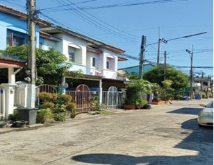 Townhouse Pathum Thani Thanyaburi Rangsit 1050000