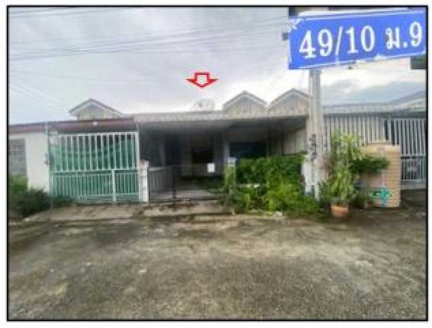 ทาวน์เฮ้าส์ ชลบุรี พานทอง พานทอง 1350000