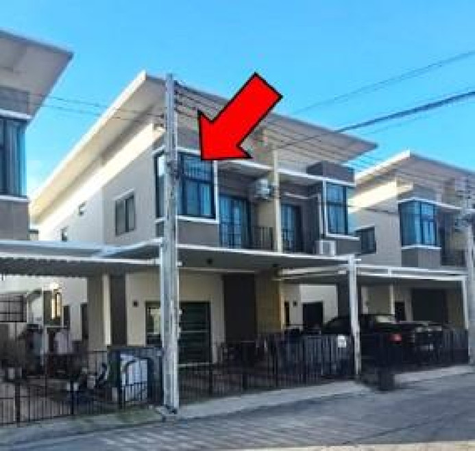 ทาวน์เฮ้าส์ แสนรัก 7 ชลบุรี พานทอง หนองกะขะ 2350000