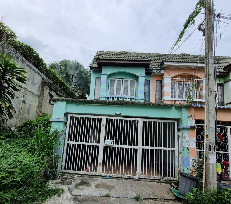 ทาวน์เฮ้าส์ ฉัตรแก้ว 1 ชลบุรี บางละมุง หนองปรือ 2235000